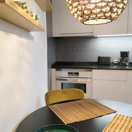 Iturri Old Town Lägenhet *